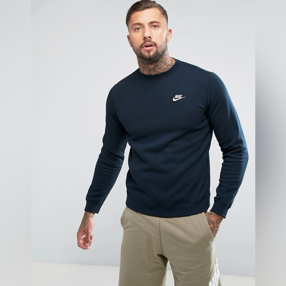 NIKE club swoosh crew sweatshirt